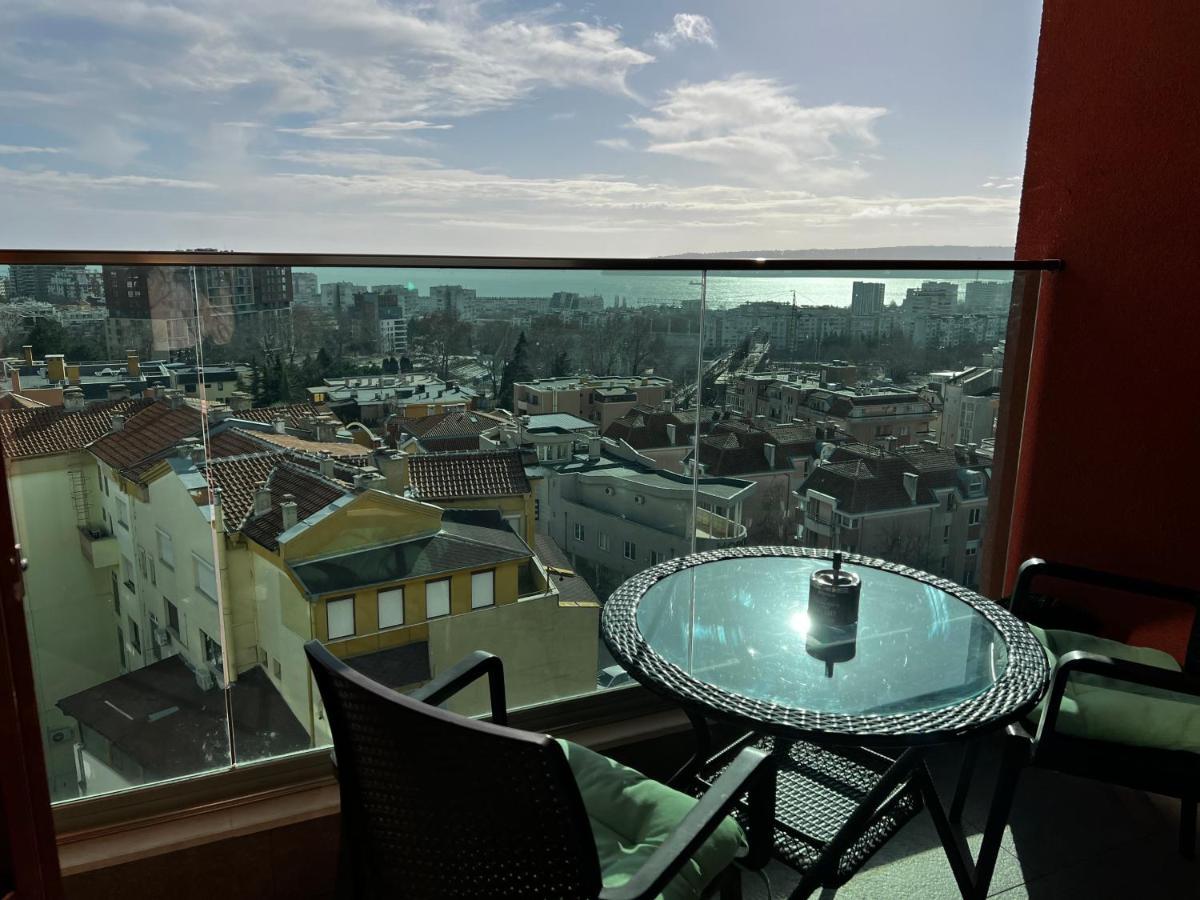 Breathtaking Sea View Apartment Варна Екстер'єр фото